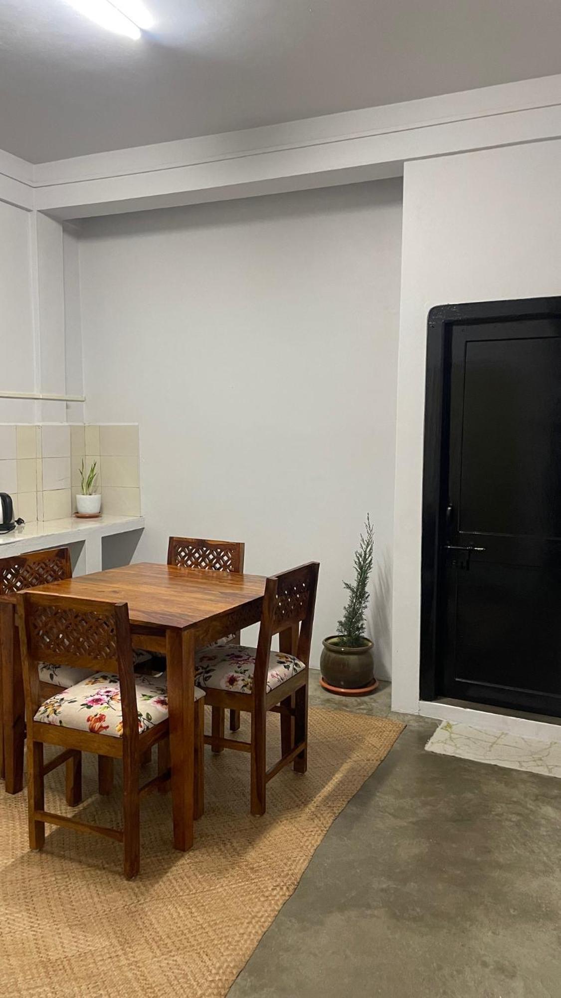 Heijo'S Homestay Jowai Экстерьер фото